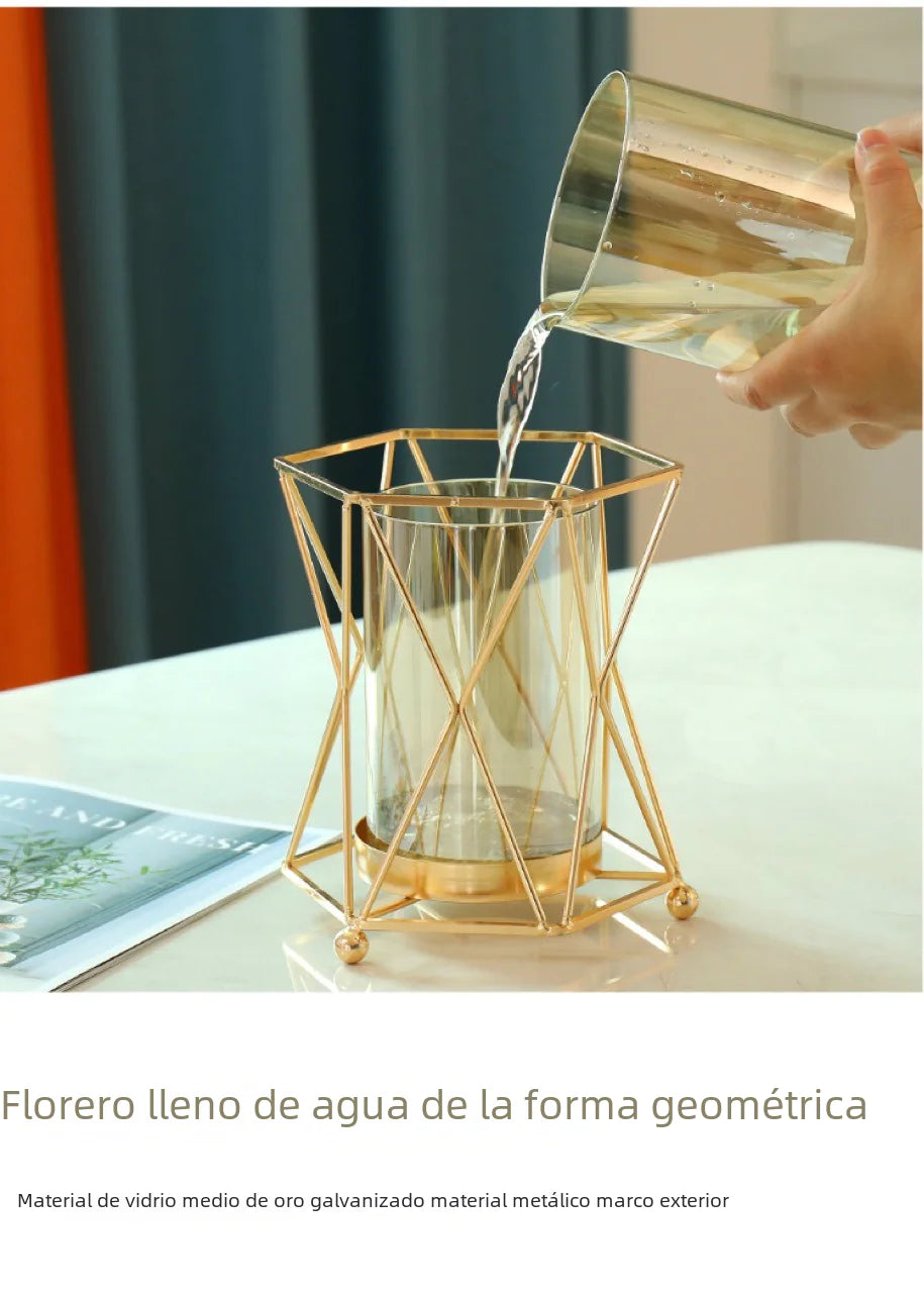 Chinese European Floral Arrangement Glass Vase Decor