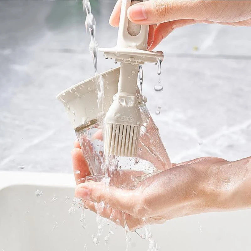 2-in-1 Silicone Oil Brush Bottle – Dispenser + Brush