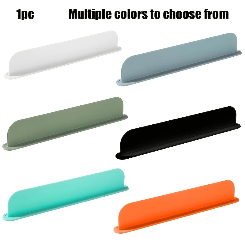 Silicone Sink Splash Guard – Flexible Water Barrier with Suction Cups