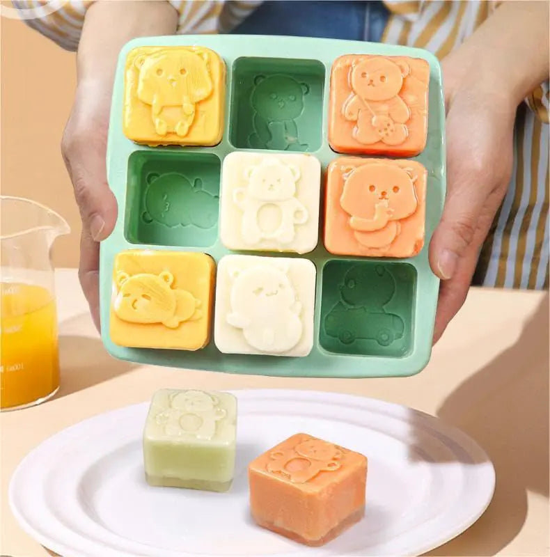 Ice Cube Tray with Lid