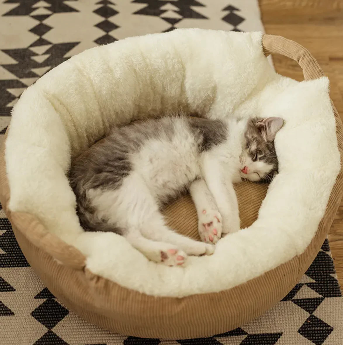Plush Pet Nest Bed